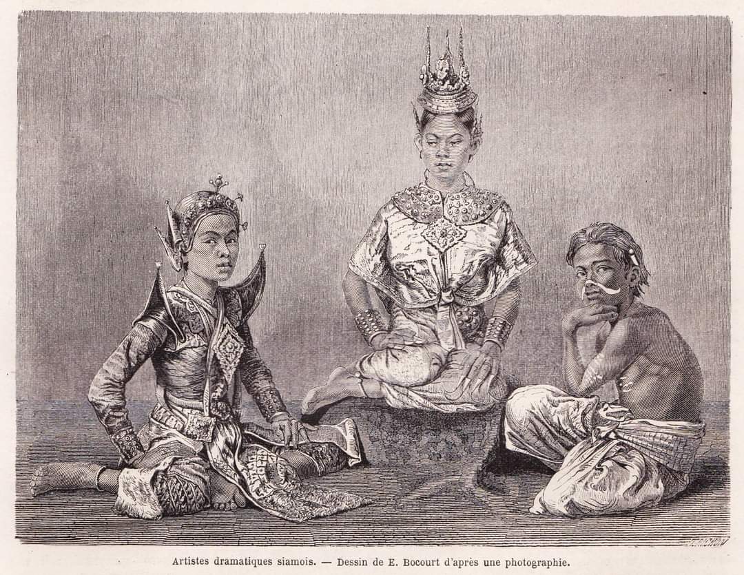 Sbai Thai dress: People of Siam