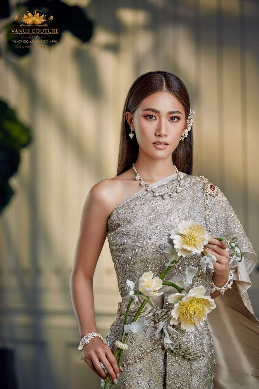 āļŦāđāļāļāđāļŠāļ·āđāļ Vanus Couture - āļ§āļāļąāļ āļāļđāļāļđāļĢāđ