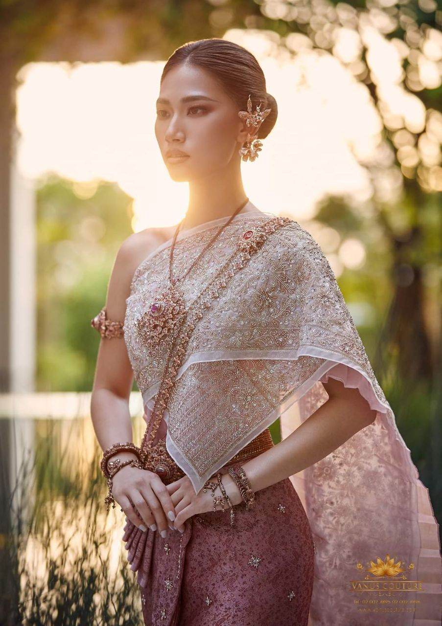āļŦāđāļāļāđāļŠāļ·āđāļ Vanus Couture - āļ§āļāļąāļ āļāļđāļāļđāļĢāđ