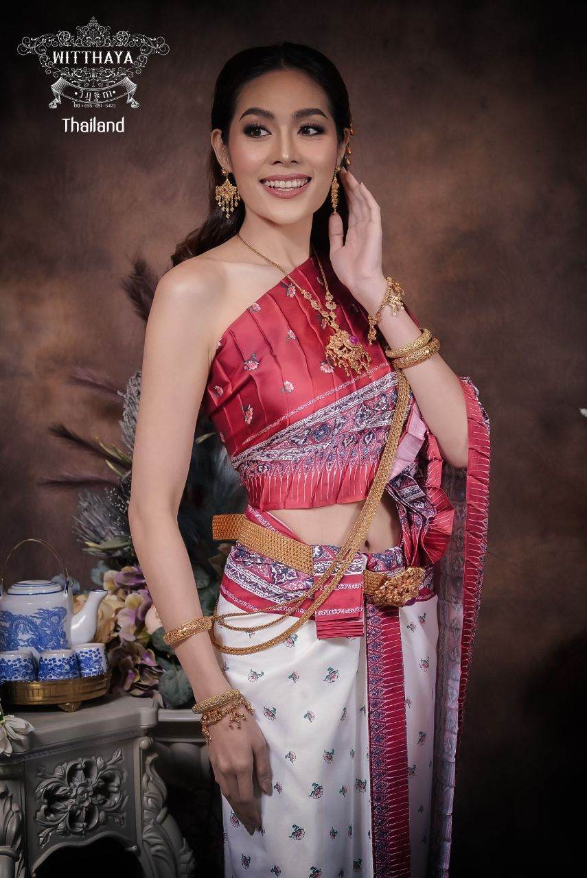 THAI DRESS, ชุดไทย: THAI NATIONAL COSTUME | THAILAND 🇹🇭