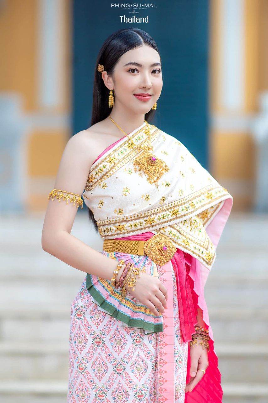 THAI DRESS, ชุดไทย: THAI NATIONAL COSTUME | THAILAND 🇹🇭