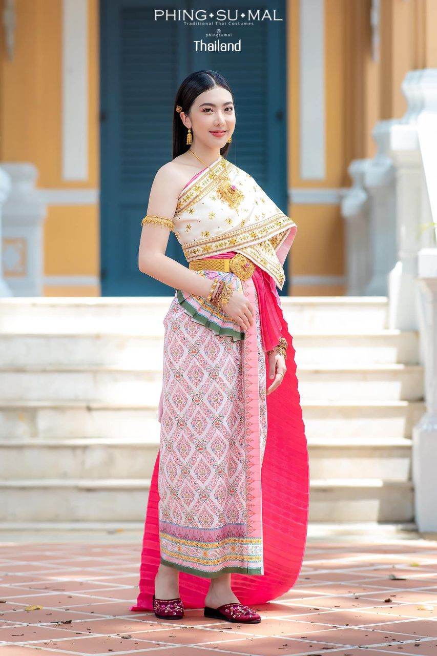 THAI DRESS, ชุดไทย: THAI NATIONAL COSTUME | THAILAND 🇹🇭