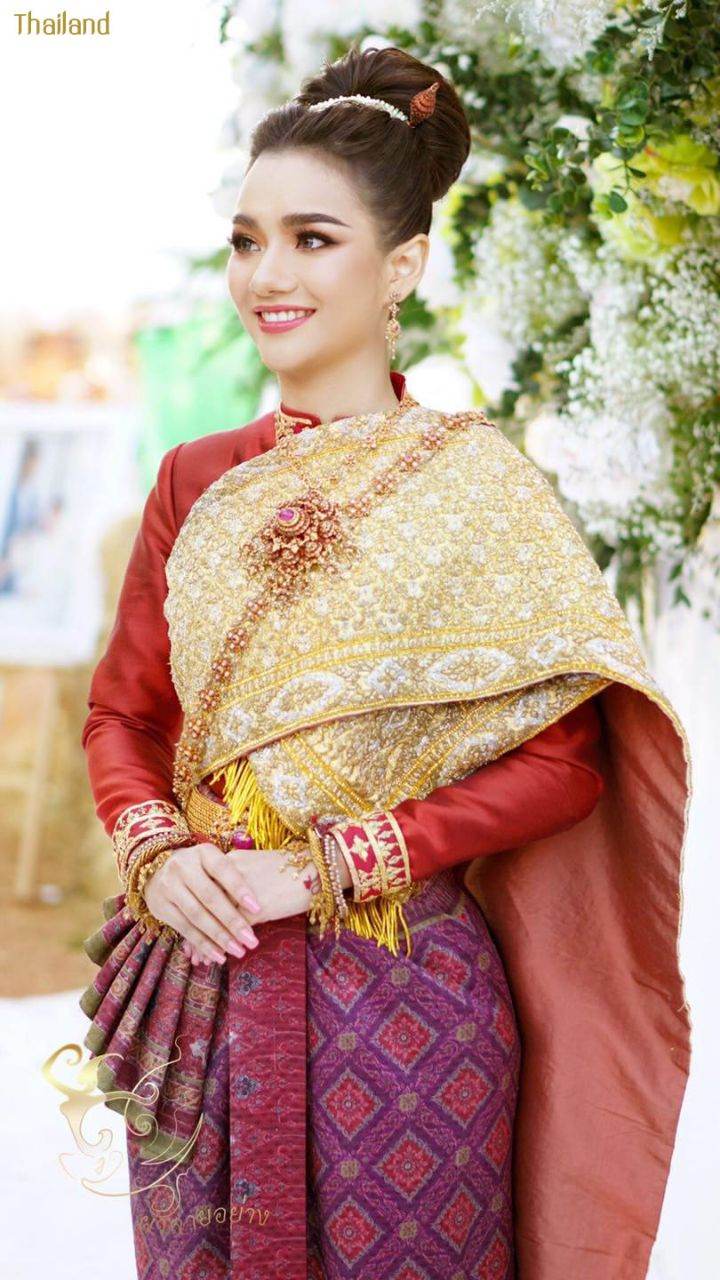 THAI DRESS, ชุดไทย: THAI NATIONAL COSTUME | THAILAND 🇹🇭