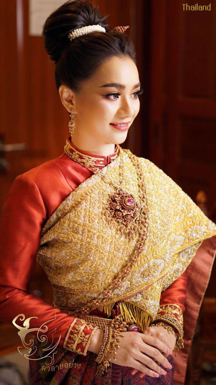 THAI DRESS, ชุดไทย: THAI NATIONAL COSTUME | THAILAND 🇹🇭