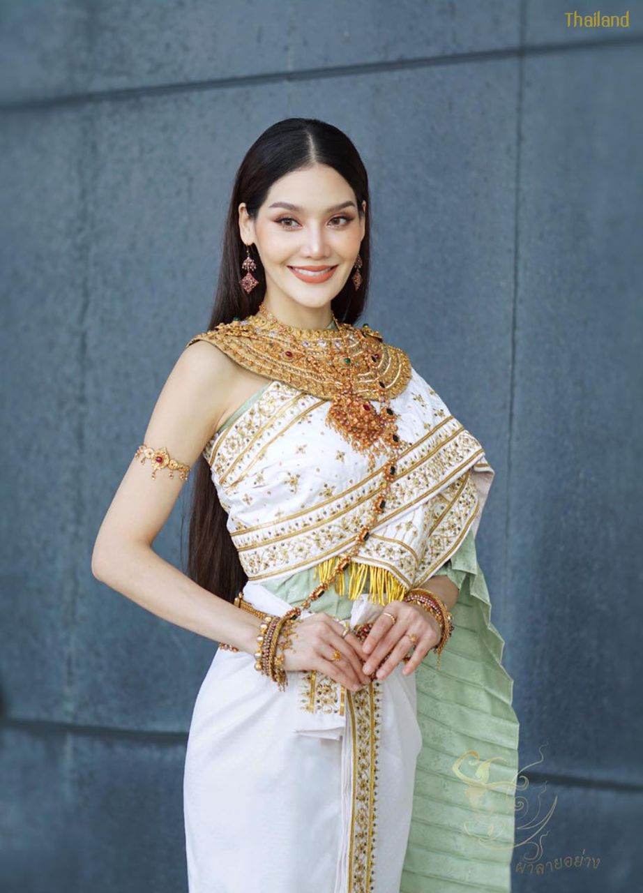 THAI DRESS, ชุดไทย: THAI NATIONAL COSTUME | THAILAND 🇹🇭