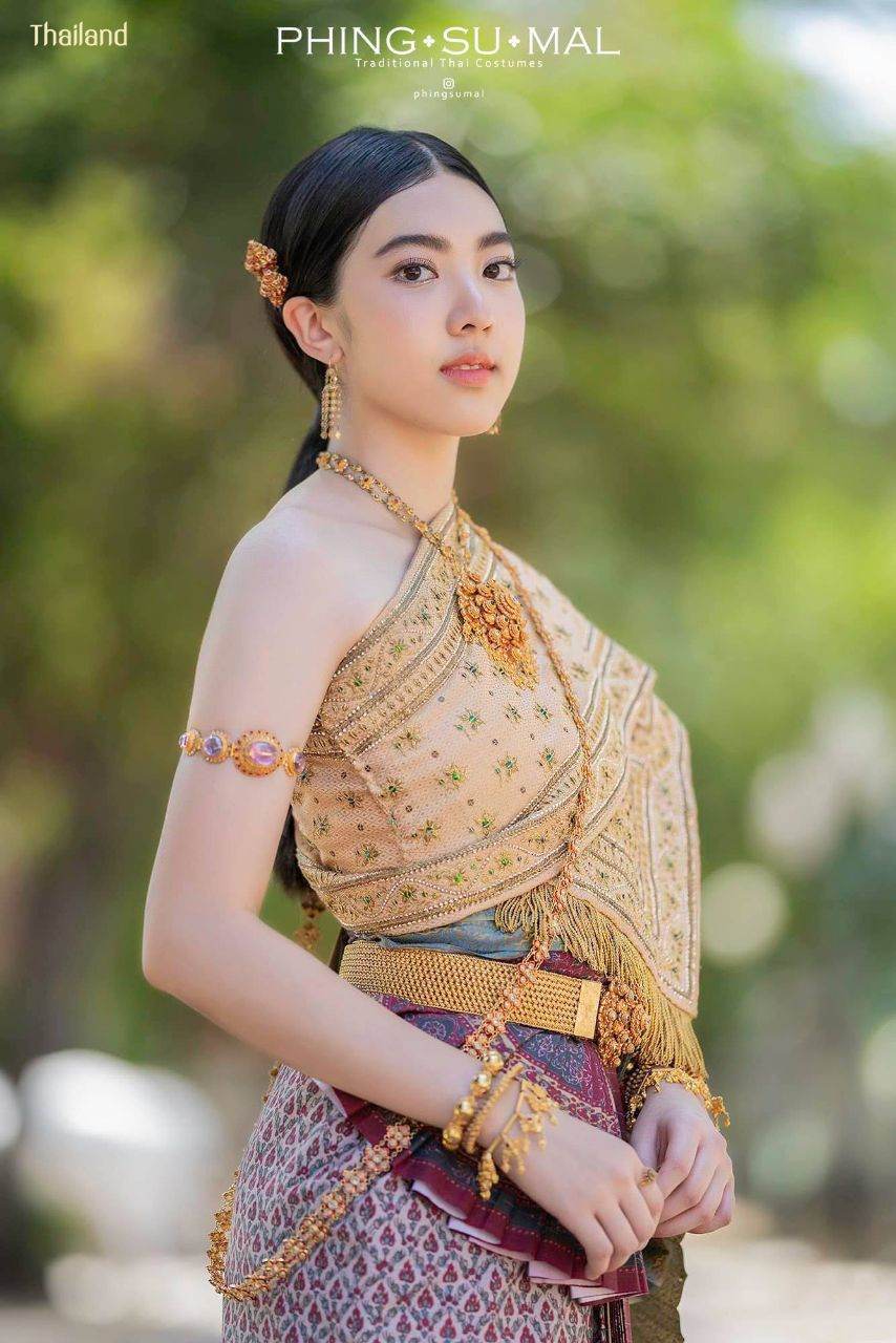 THAI DRESS, ชุดไทย: THAI NATIONAL COSTUME | THAILAND 🇹🇭