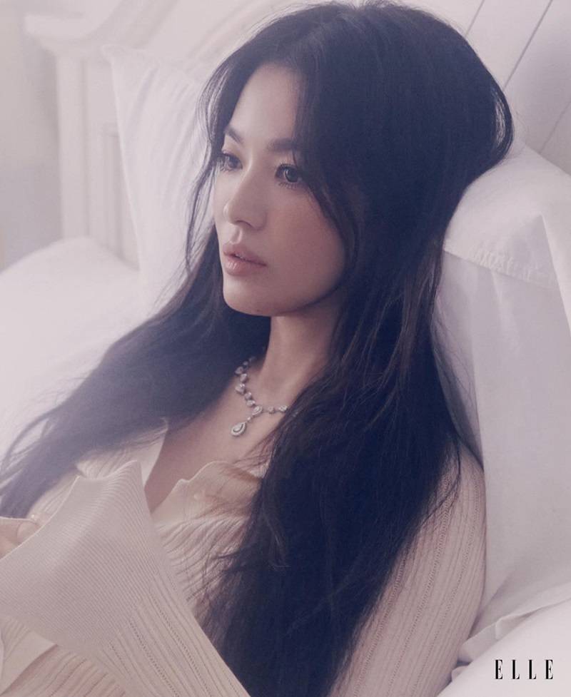 Song Hye Kyo @ Elle Singapore July 2021