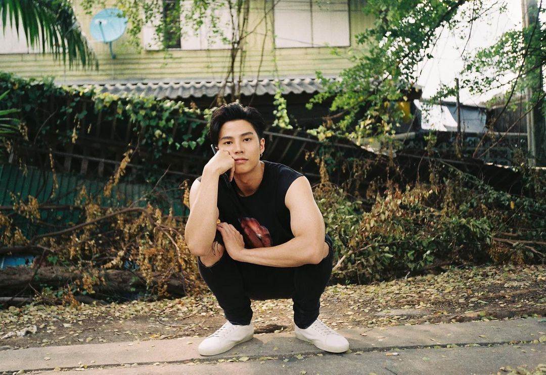 ส่องหุ่นแซ่บ "แบงค์ ธิติ" เห็นแล้วละลายสุดๆ