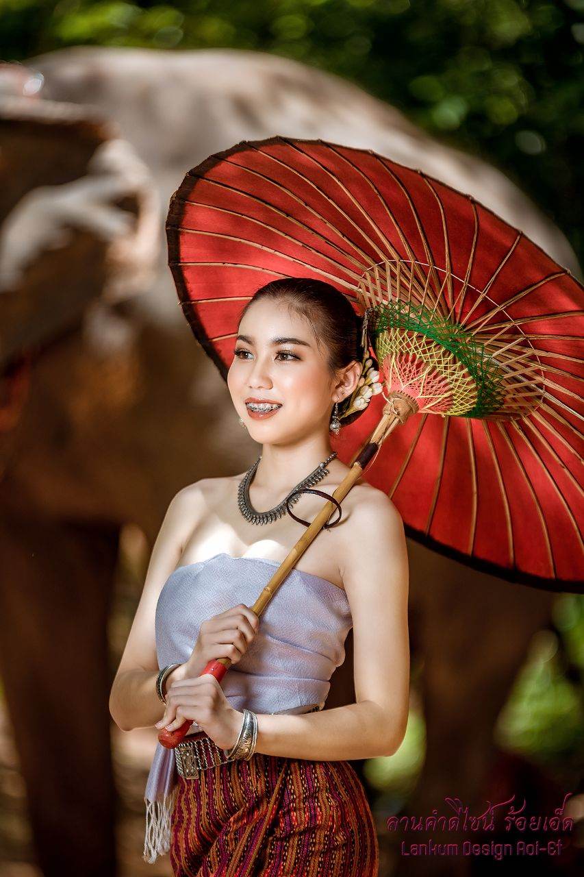 I-san Traditional Dress, Northeastern | THAILAND 🇹🇭