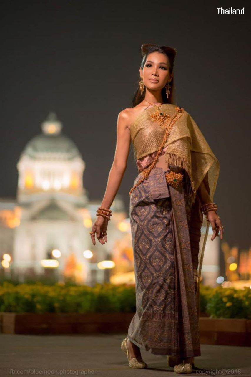 Thai Traditional Dress: ผ้าลายอย่าง | THAILAND 🇹🇭