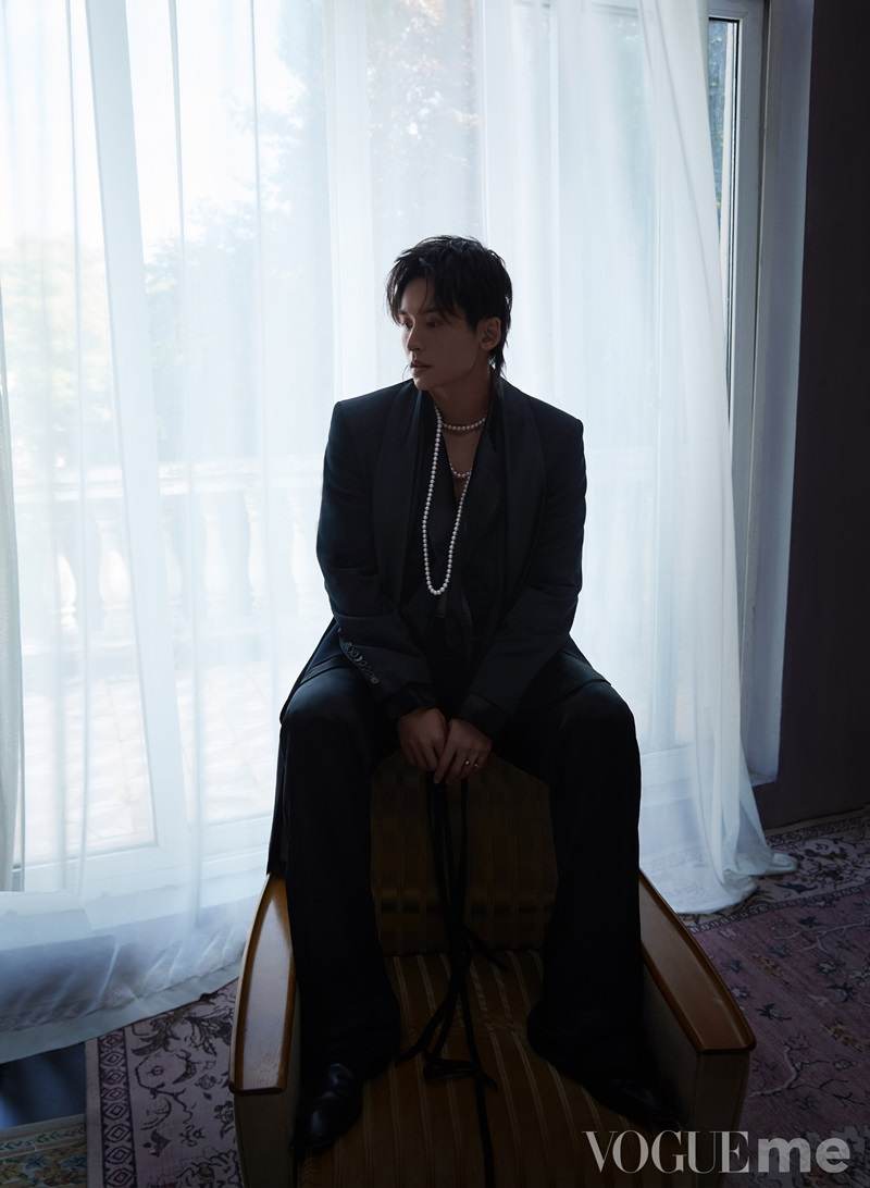 Zhang Zhehan & Zhong Chuxi @ VogueMe China June 2021
