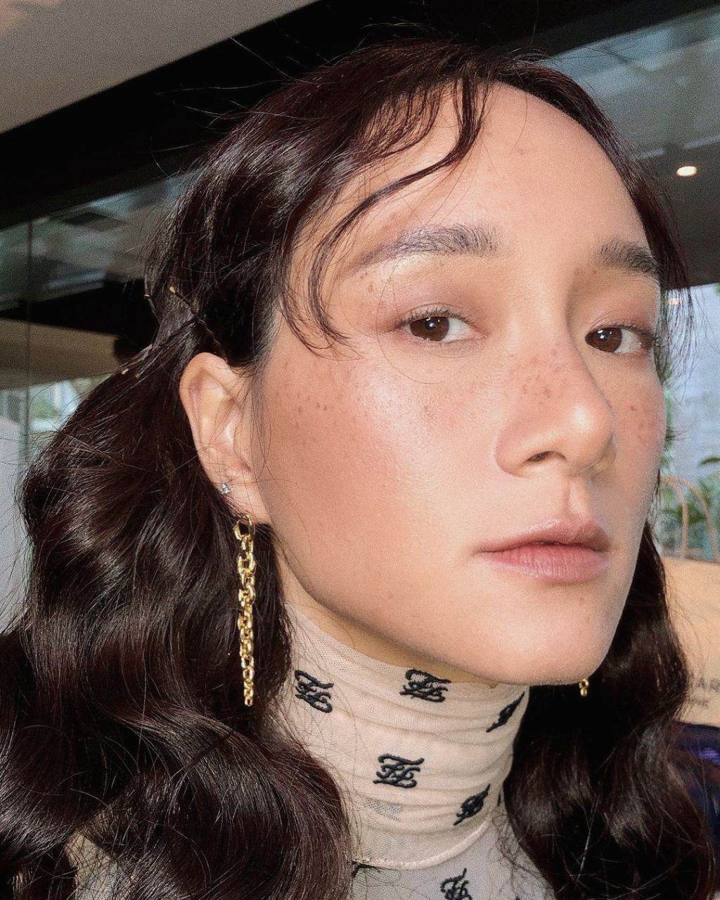 เพชร นาระ เรื่อง สายสืบสายสะดือ