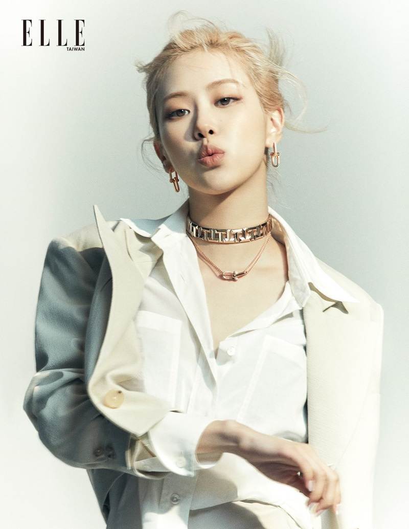 Ros&eacute; @ ELLE Taiwan July 2021