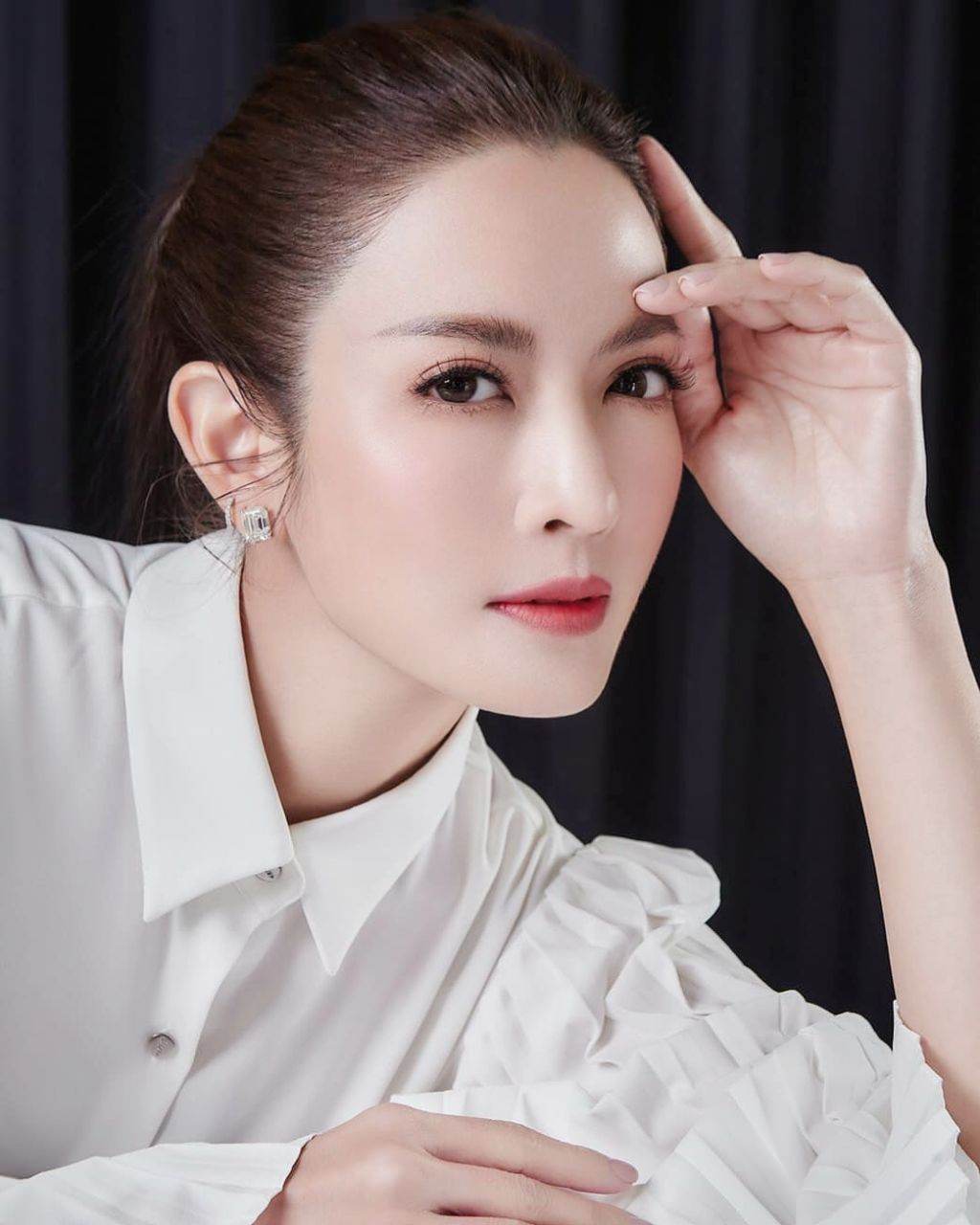 แอฟ ทักษอร เรื่อง วนิดา