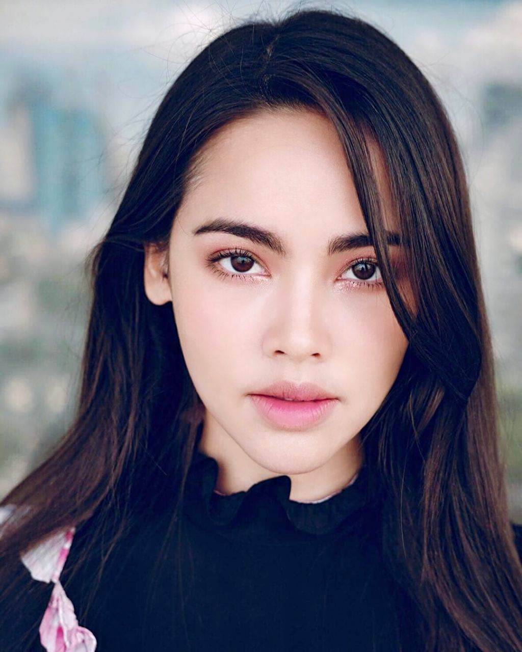 ญาญ่า อุรัสยา เรื่อง กุหลาบไร้หนาม