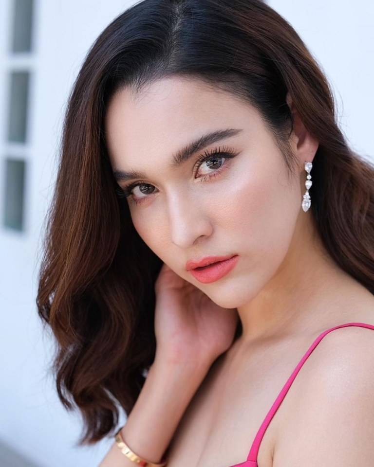 หยาดทิพย์ ราชปาล เรื่อง รังนกบนปลายไม้