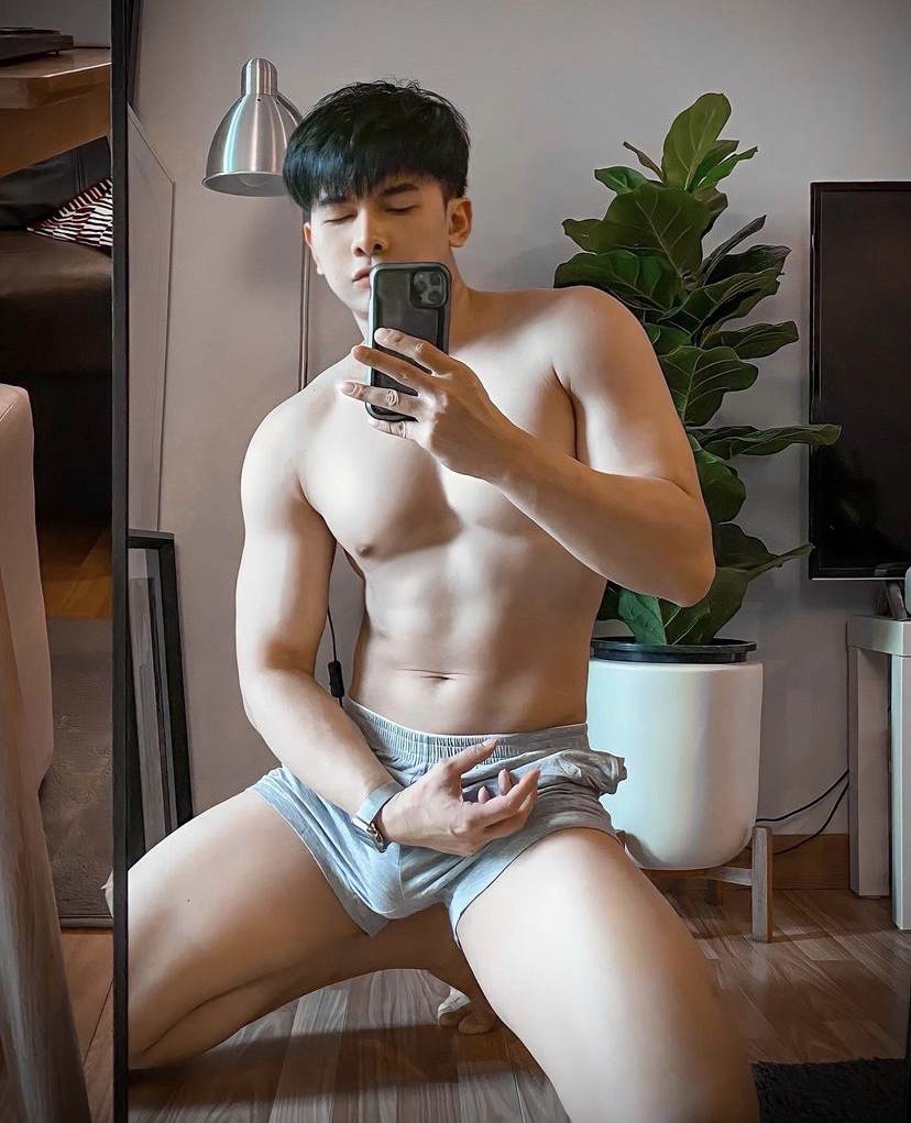 ชายหล่อ หุ่นแซ่บ 25