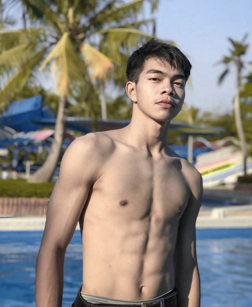 หุ่นแซ่บแต่เด็ก #68