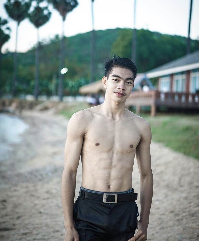 หุ่นแซ่บแต่เด็ก #68