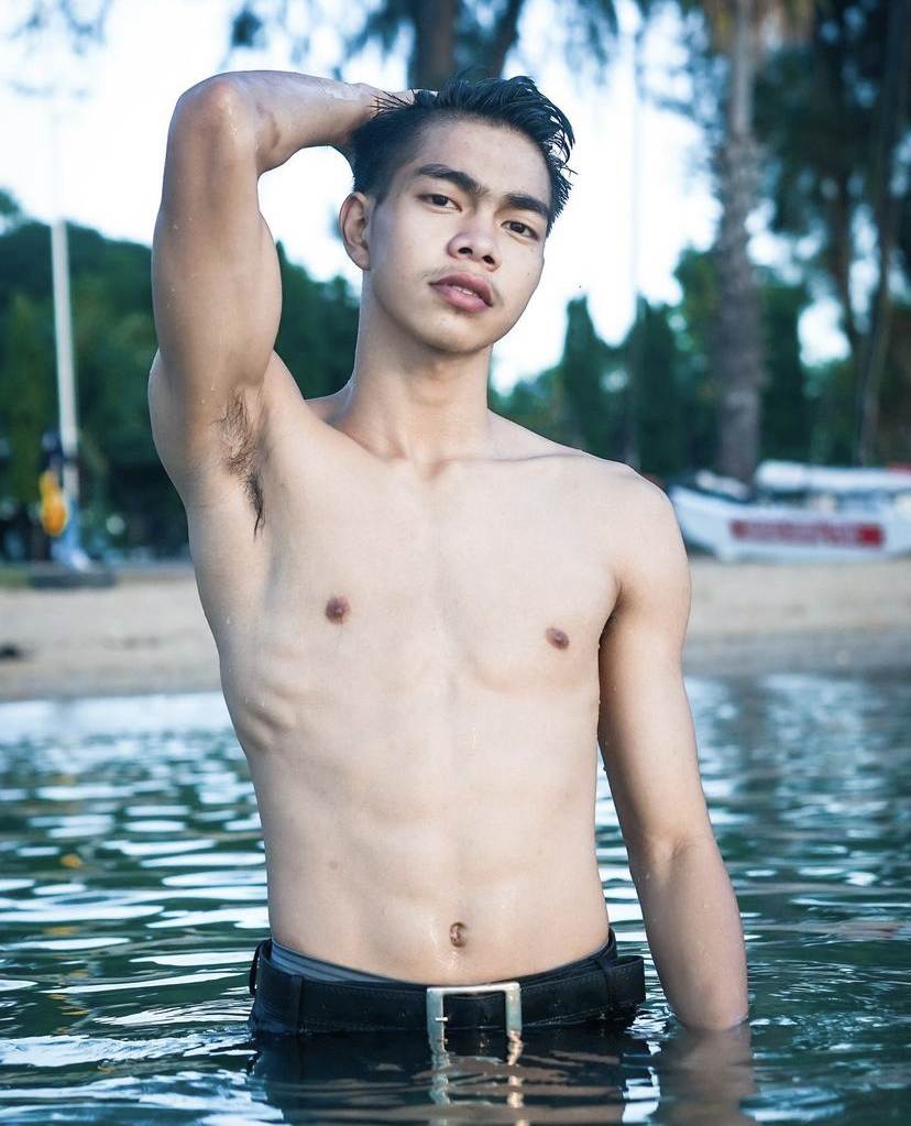 หุ่นแซ่บแต่เด็ก #68