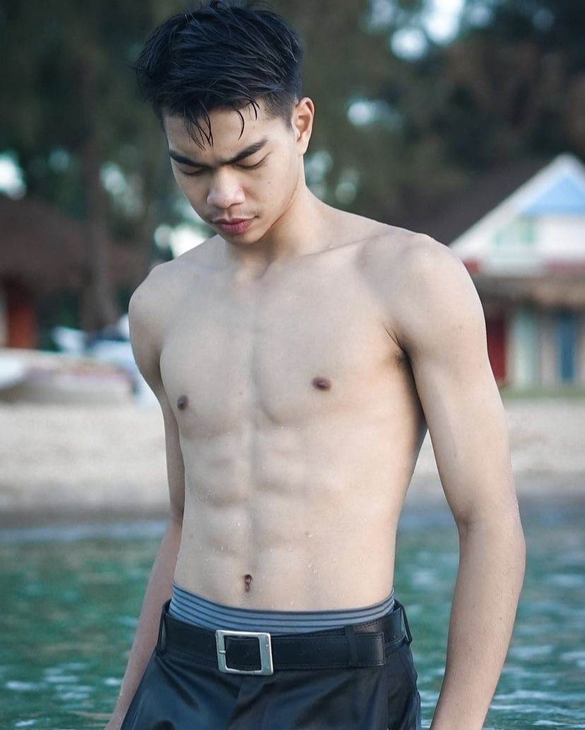 หุ่นแซ่บแต่เด็ก #68