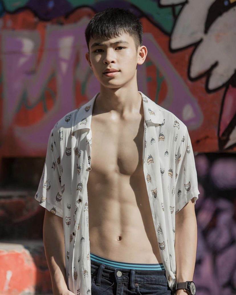 หุ่นแซ่บแต่เด็ก #69
