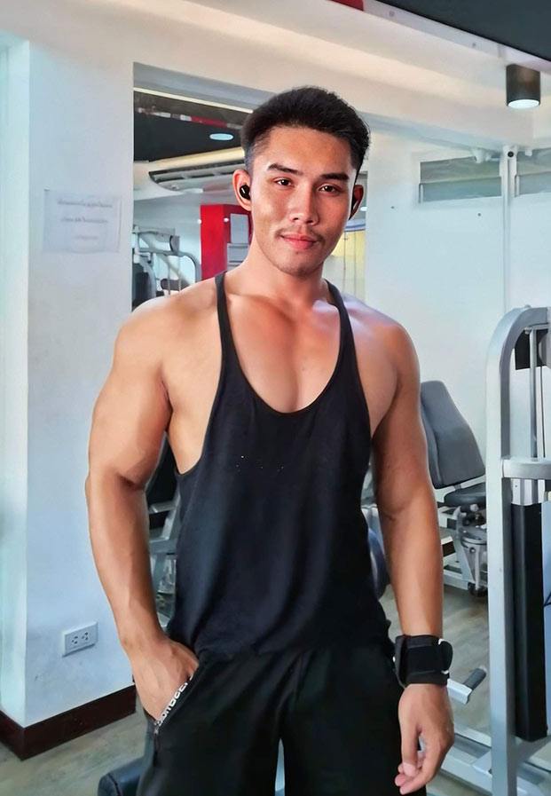 อยากควบม้าซะจริงช่วงนี้ แต่ไม่รู้ว่าอยากจะควบม้าหรือควบ(ครูอาชา)ก่อนดี
