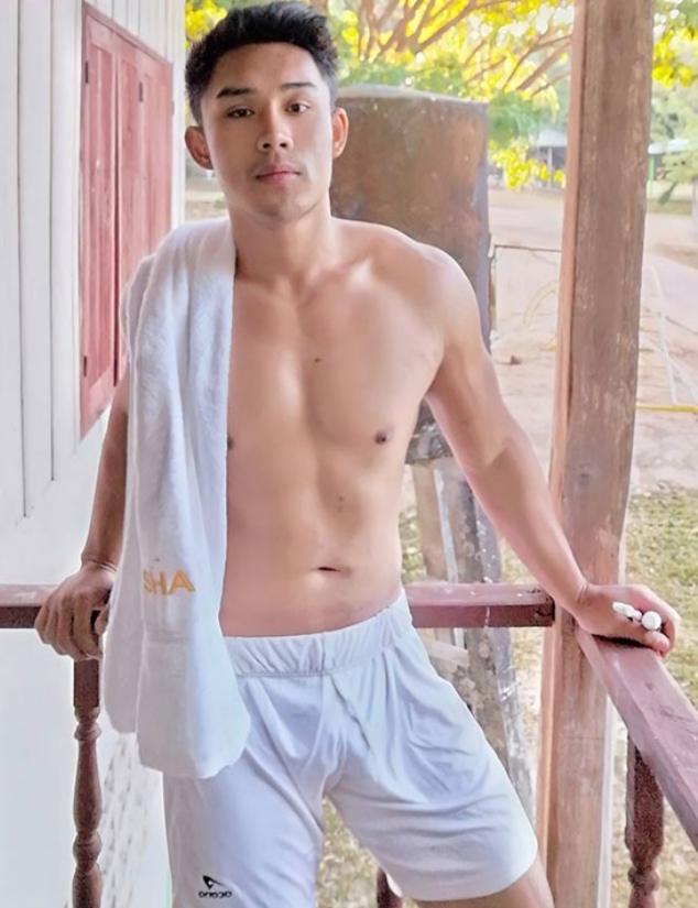อยากควบม้าซะจริงช่วงนี้ แต่ไม่รู้ว่าอยากจะควบม้าหรือควบ(ครูอาชา)ก่อนดี