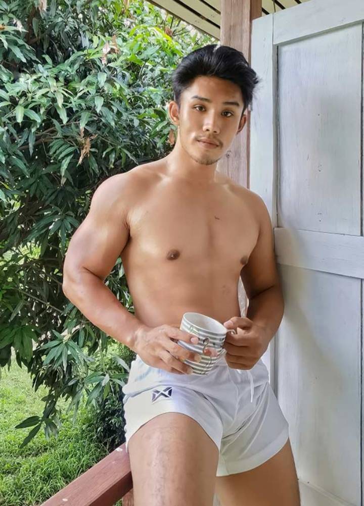 อยากควบม้าซะจริงช่วงนี้ แต่ไม่รู้ว่าอยากจะควบม้าหรือควบ(ครูอาชา)ก่อนดี