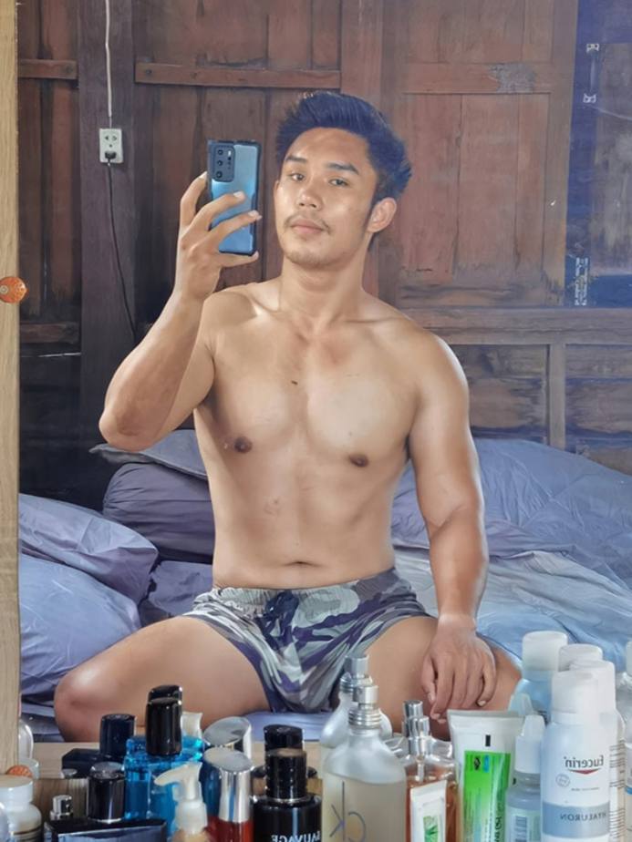 อยากควบม้าซะจริงช่วงนี้ แต่ไม่รู้ว่าอยากจะควบม้าหรือควบ(ครูอาชา)ก่อนดี