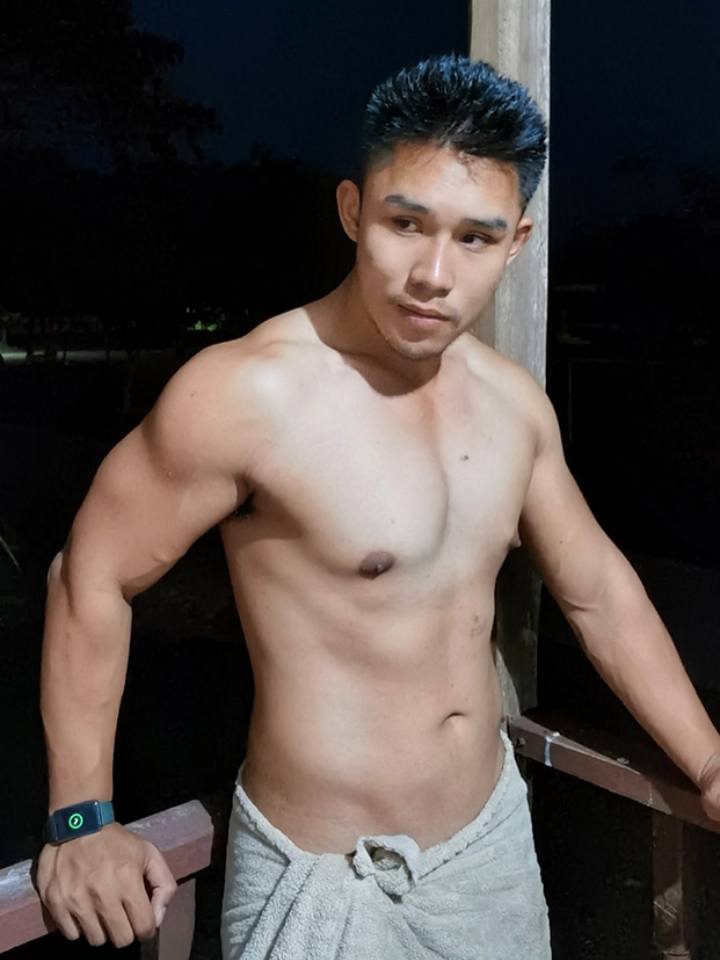 อยากควบม้าซะจริงช่วงนี้ แต่ไม่รู้ว่าอยากจะควบม้าหรือควบ(ครูอาชา)ก่อนดี