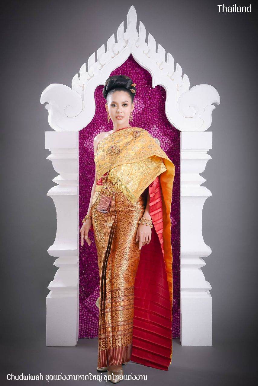 THAI DRESS, ชุดไทย: THAI NATIONAL COSTUME | THAILAND 🇹🇭