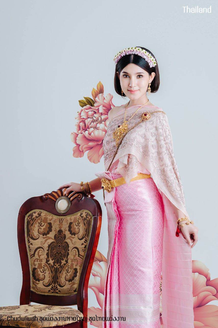 THAI DRESS, ชุดไทย: THAI NATIONAL COSTUME | THAILAND 🇹🇭
