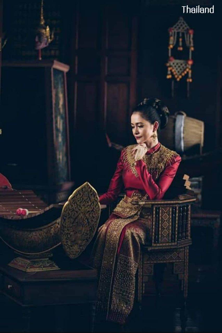 THAI DRESS, ชุดไทย: THAI NATIONAL COSTUME | THAILAND 🇹🇭