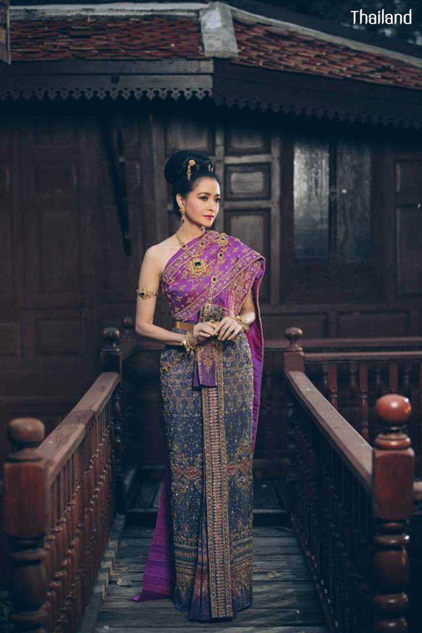 THAI DRESS, ชุดไทย: THAI NATIONAL COSTUME | THAILAND 🇹🇭