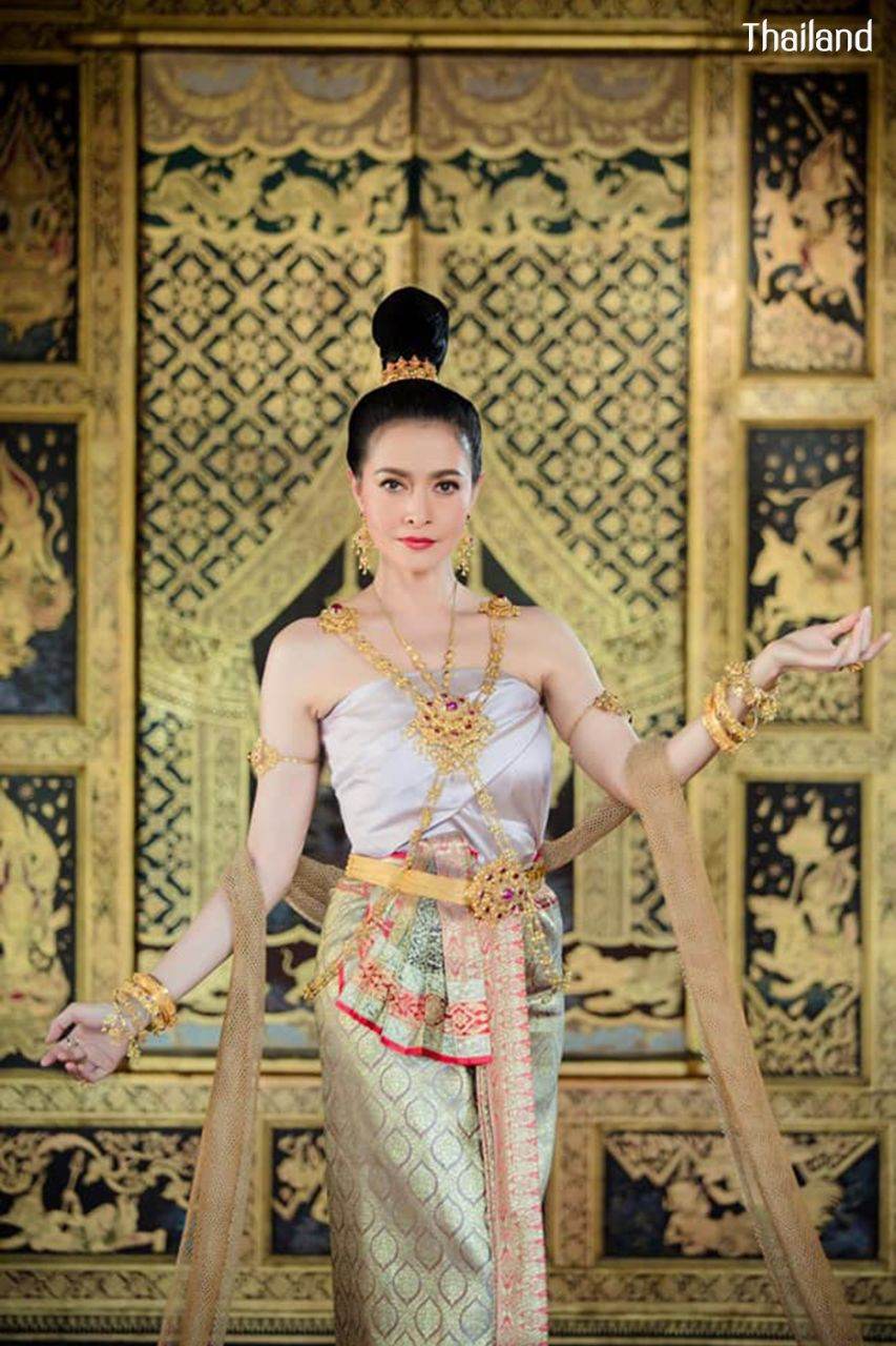 THAI DRESS, ชุดไทย: THAI NATIONAL COSTUME | THAILAND 🇹🇭