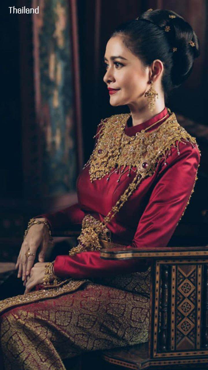 THAI DRESS, ชุดไทย: THAI NATIONAL COSTUME | THAILAND 🇹🇭