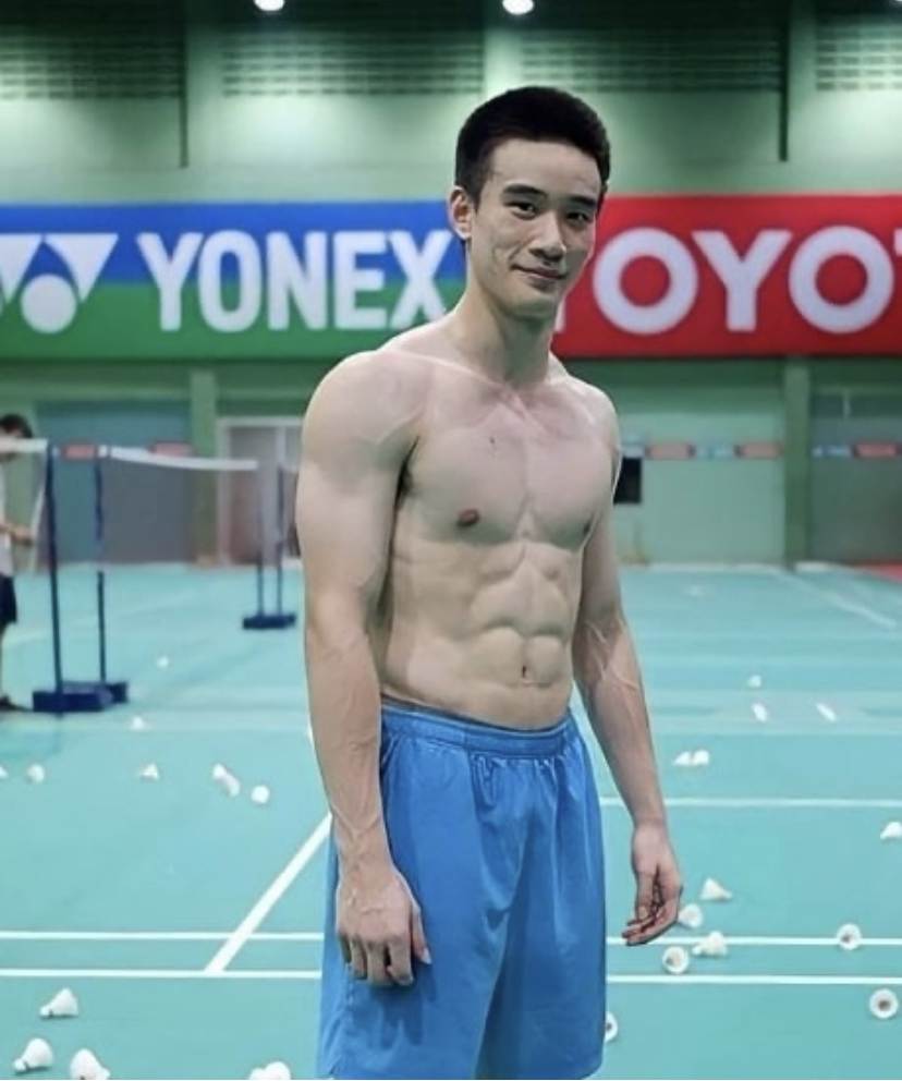 เปิดวาร์ปหนุ่มหล่อโอลิมปิค - นักกีฬาแบดมินตันทีมชาติไทย