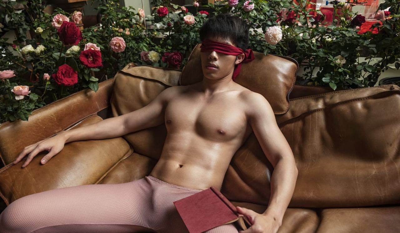 หนุ่มหล่อขึ้นปก 1024.4
