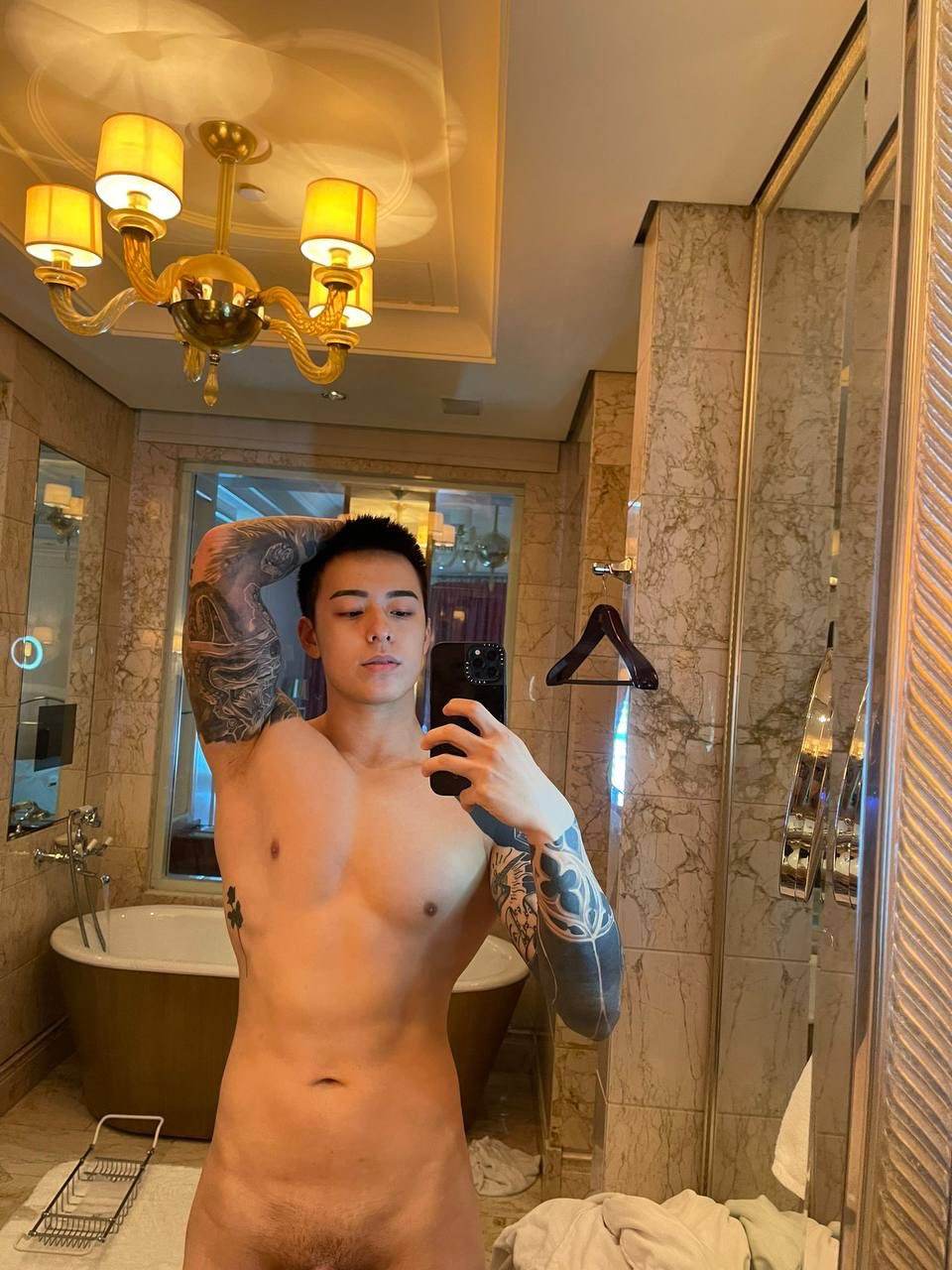 LINE OpenChat : Underwear For Men