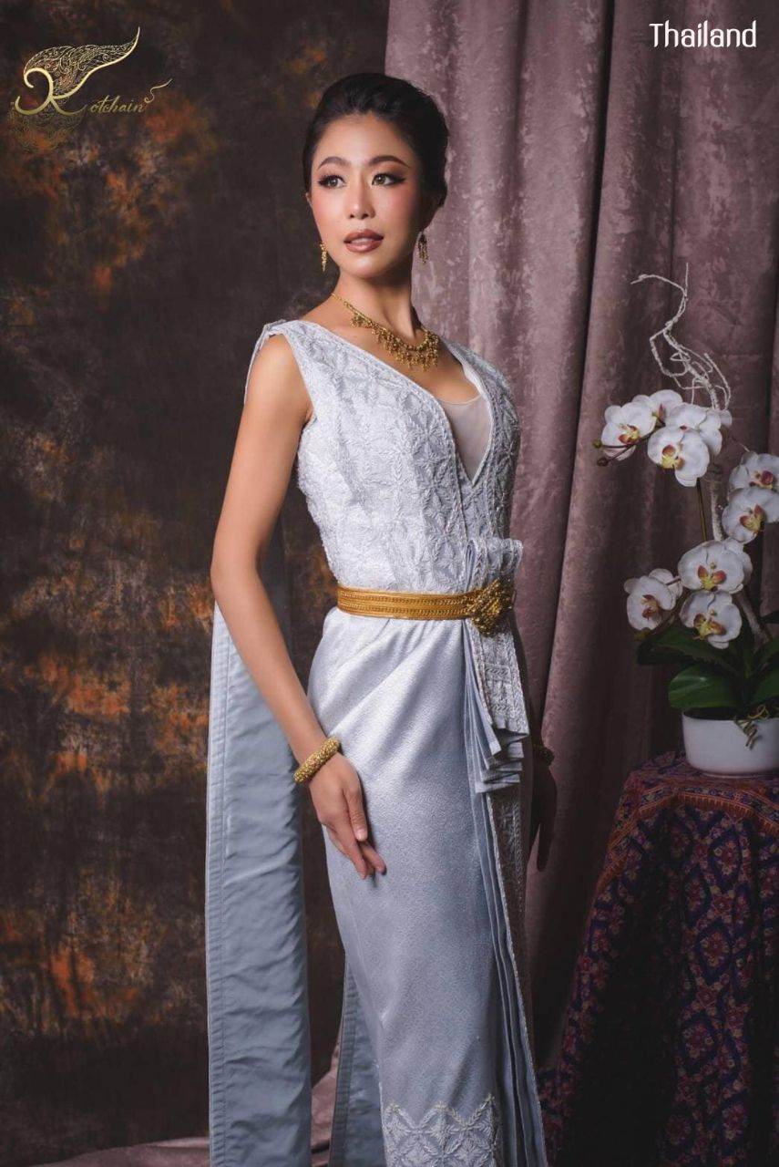 Thai Wedding Dress: Thai National Costume | THAILAND 🇹🇭