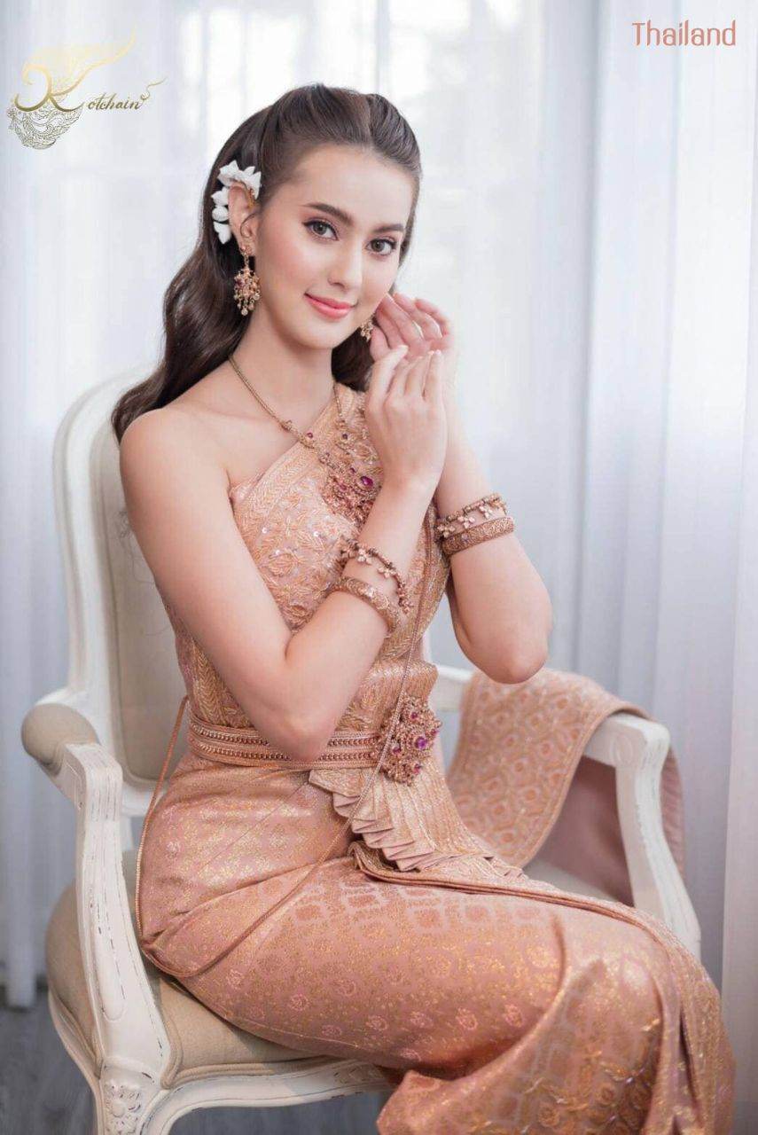 Thai Wedding Dress: Thai National Costume | THAILAND 🇹🇭