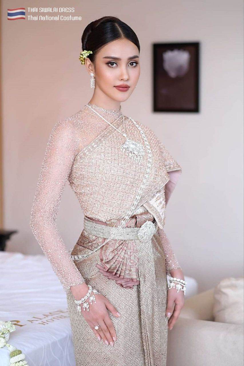 Thai Wedding Dress: Thai National Costume | THAILAND 🇹🇭