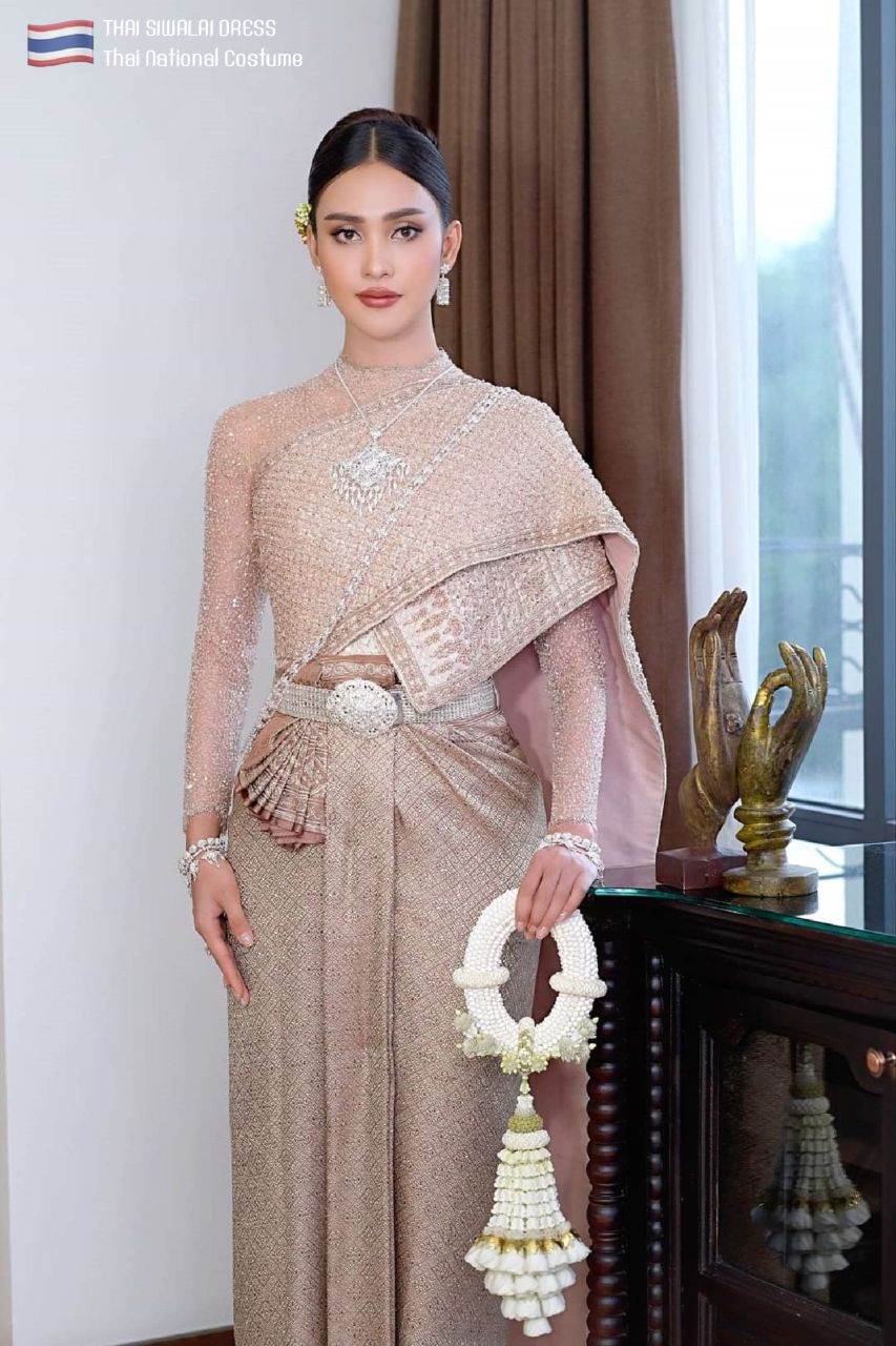 Thai Wedding Dress: Thai National Costume | THAILAND 🇹🇭