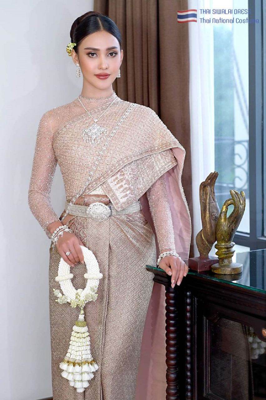Thai Wedding Dress: Thai National Costume | THAILAND 🇹🇭