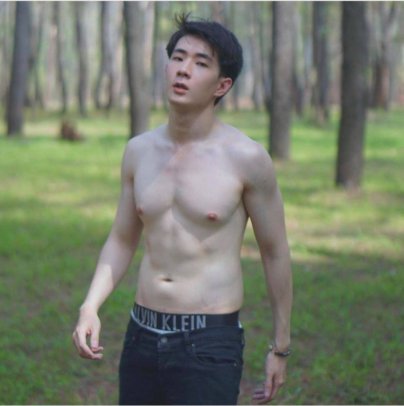 ถอดโชว์เรือนร่าง 2719
