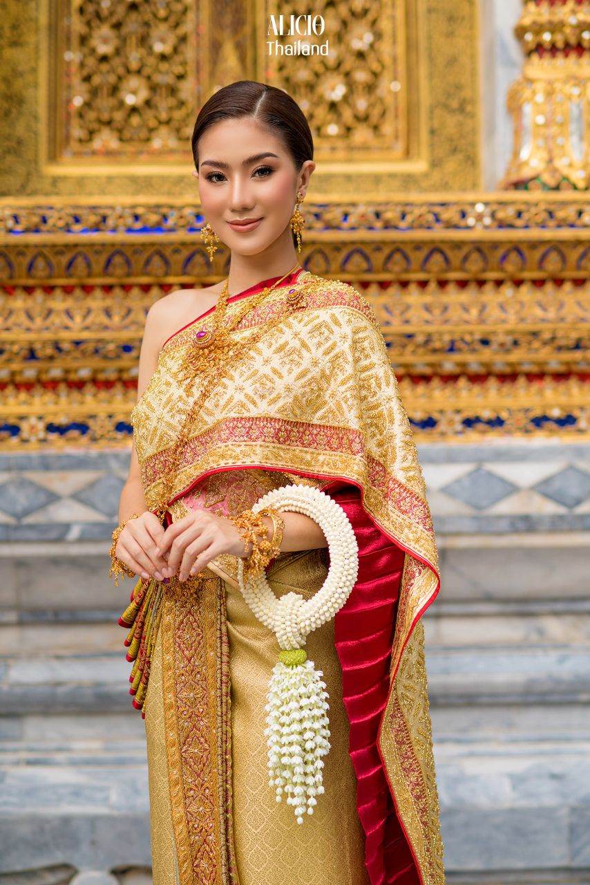Thai wedding dress: The national costume of Thailand | THAILAND 🇹🇭