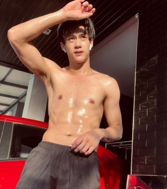โอ๊ต.ภาสกร(ยังก์เวอร์จิ้น)