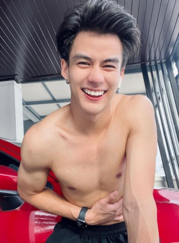 โอ๊ต.ภาสกร(ยังก์เวอร์จิ้น)