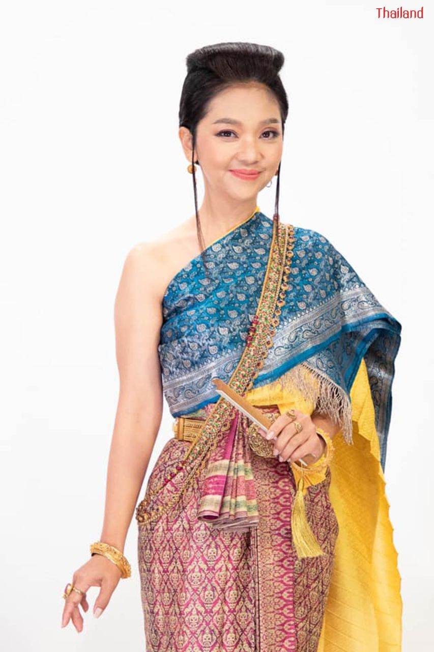 Thai Dress in the reign of King Rama I - III | THAILAND 🇹🇭